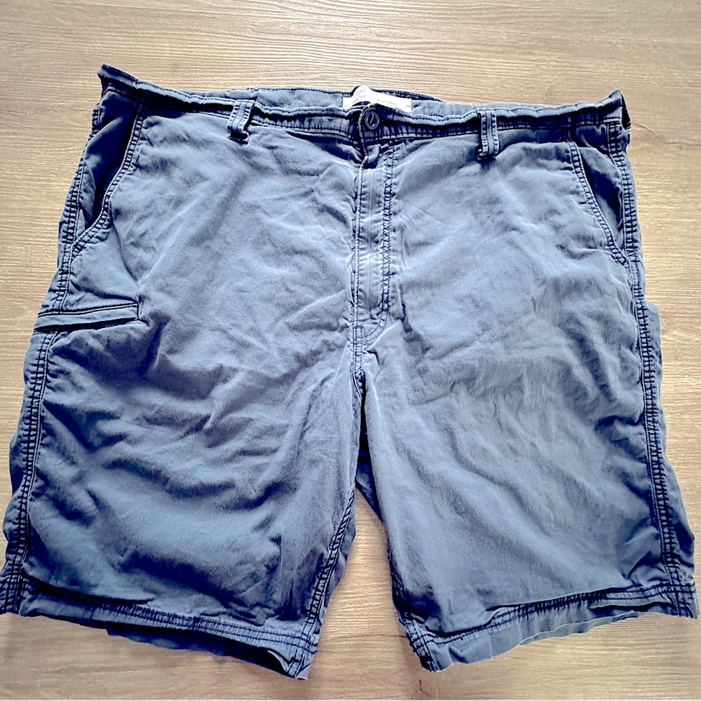 Signature by Levi Strauss & Co. Straight
Fit Utility Shorts - 46 - Blue